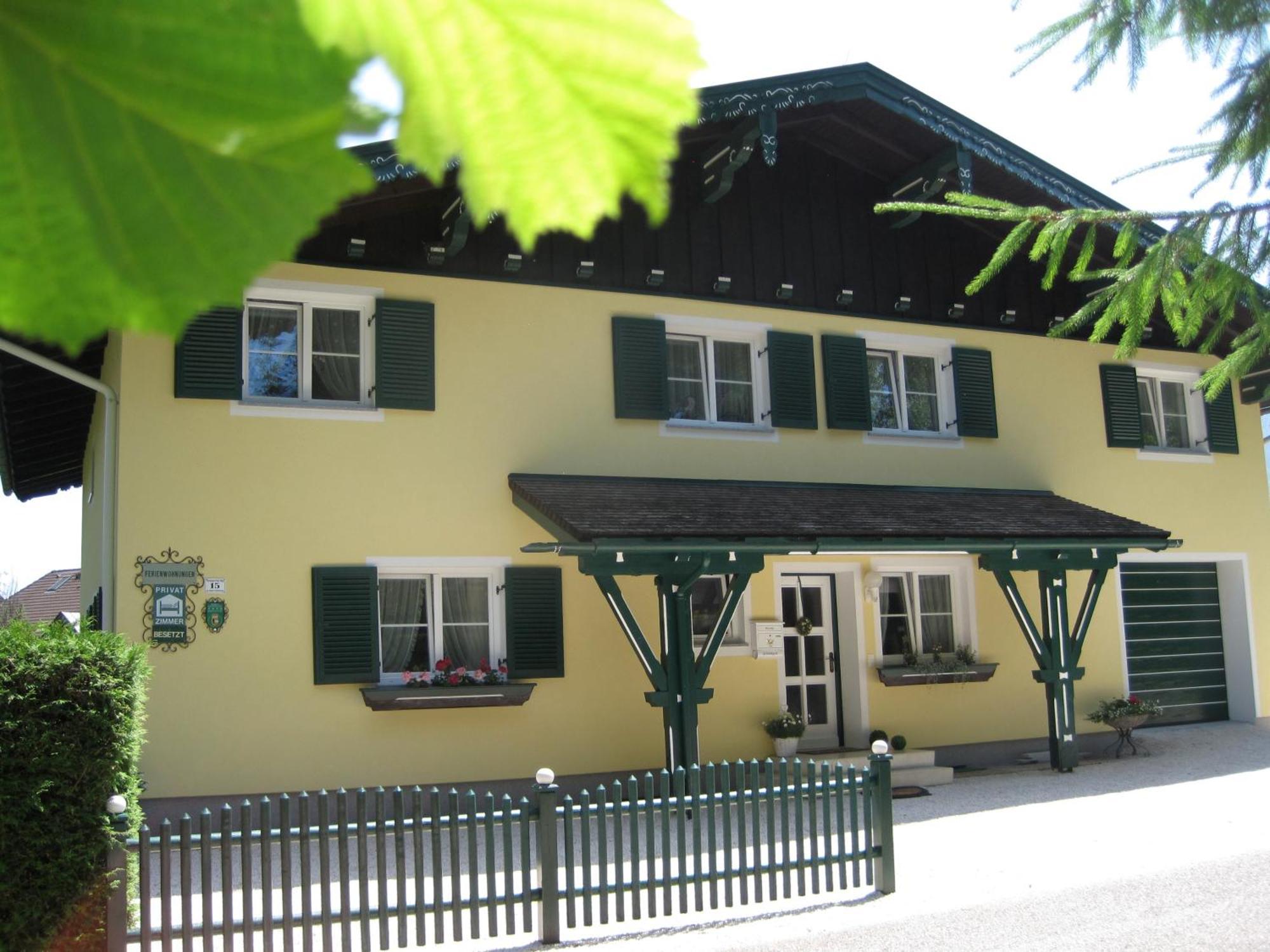 Ferienwohnungen Thalmeier Sankt Gilgen Exterior foto